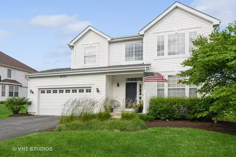 2021 Raintree Rd, Yorkville, IL 60560