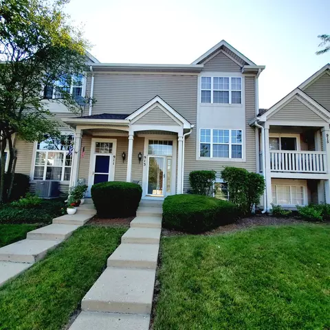 913 S Darla Ct, Waukegan, IL 60085