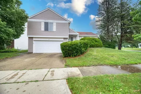 111 Allentown Ct, Vernon Hills, IL 60061