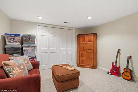 955 White Pine Dr, Cary, IL 60013 photo 18
