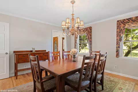 955 White Pine Dr, Cary, IL 60013 photo 5