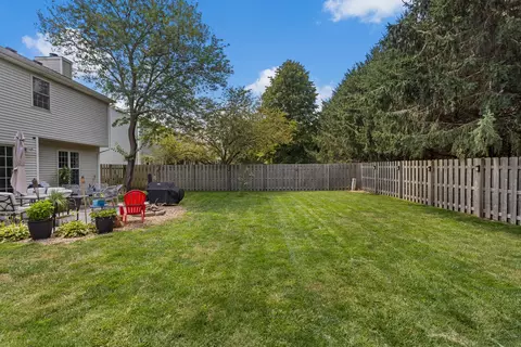 504 E Tomaras Ave, Savoy, IL 61874 photo 4