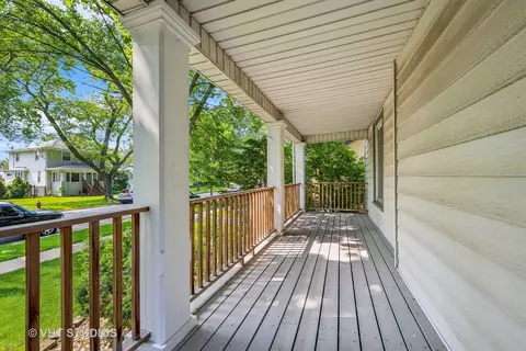 Exterior - 3219 Maple Ave, Berwyn, IL 60402 photo 3 of 5