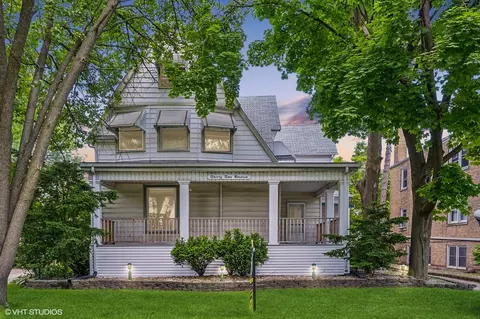 3219 Maple Ave, Berwyn, IL 60402