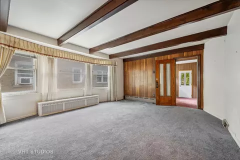 Living - 3219 Maple Ave, Berwyn, IL 60402 photo 1 of 4