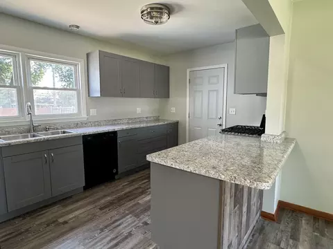Kitchen - 608 Wallace Ave, Morris, IL 60450 photo 3 of 3