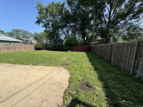 Exterior - 608 Wallace Ave, Morris, IL 60450 photo 2 of 2