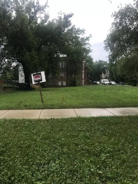 3804 W Ohio St, Chicago, IL 60624
