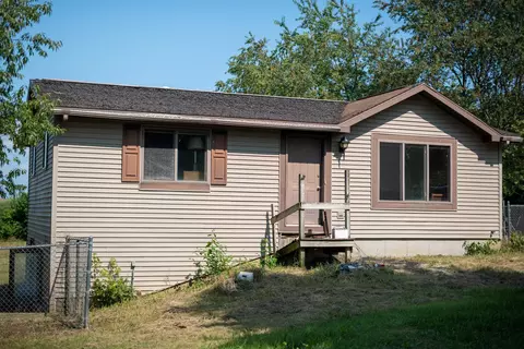 Exterior - 14992 Doty Rd, Pecatonica, IL 61063 photo 2 of 8