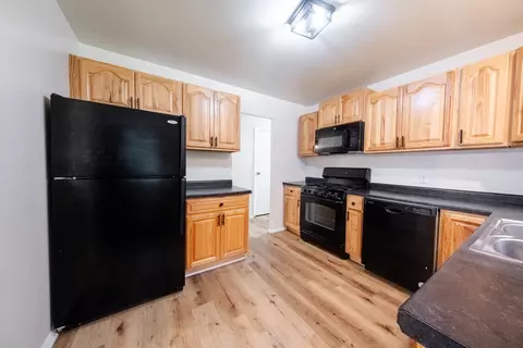 2410 W William St, Champaign, IL 61821 photo 6