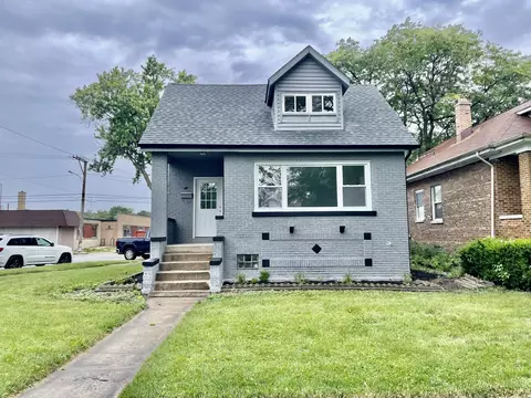 445 W 14th Pl, Chicago Heights, IL 60411