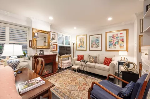 Living - 40 E Delaware Pl #305, Chicago, IL 60611 photo 4 of 5