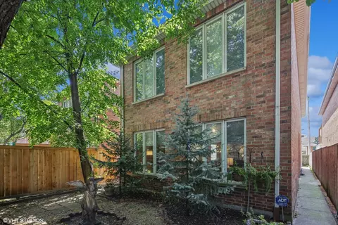 1733 W Peterson Ave, Chicago, IL 60660