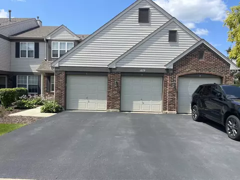 1679 Autumn Ave #A, Schaumburg, IL 60193