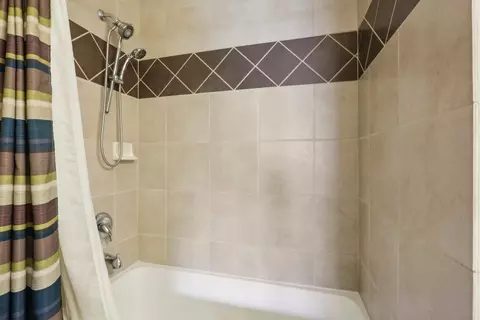 988 Tallgrass Dr, Bartlett, IL 60103 photo 27