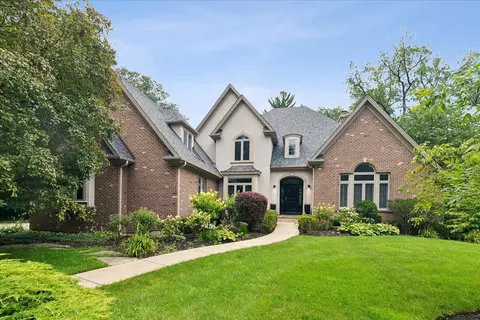 649 Thornmeadow Rd, Riverwoods, IL 60015