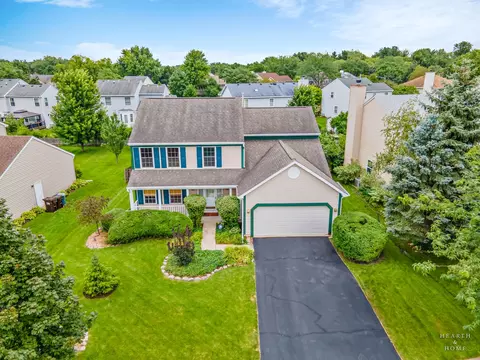 289 Greenview Dr, Crystal Lake, IL 60014
