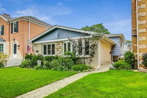 6310 N Leroy Ave, Chicago, IL 60646