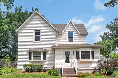 112 Main St, Emington, IL 60934