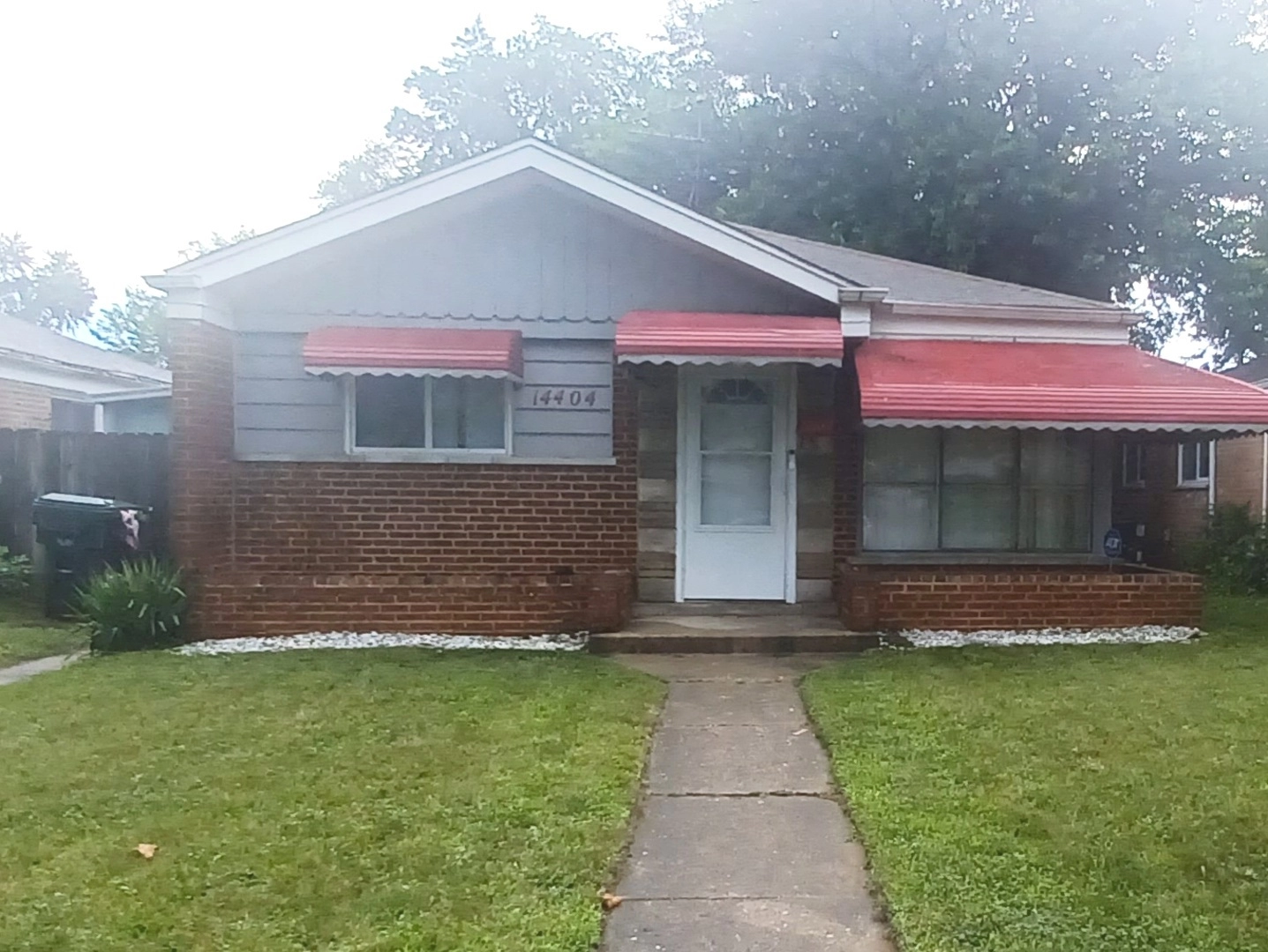 14404 University Ave  