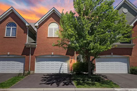 449 W Fairview Cir, Palatine, IL 60067