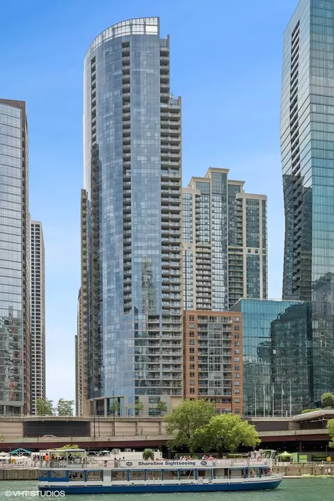 420 E Waterside Dr #708, Chicago, IL 60601