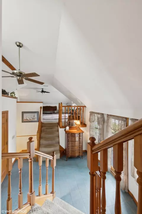 907 N Cross St, Wheaton, IL 60187 photo 28
