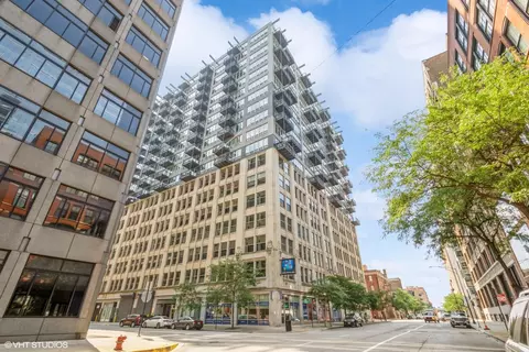 565 W Quincy St #1810, Chicago, IL 60661