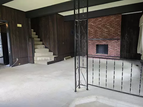 Living - 646 E Locust St, Lanark, IL 61046 photo 3 of 3