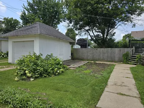 Exterior - 646 E Locust St, Lanark, IL 61046 photo 8 of 9