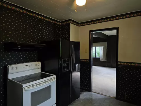 Kitchen - 646 E Locust St, Lanark, IL 61046 photo 2 of 3