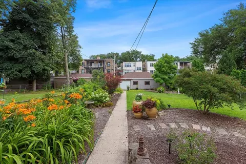 1425 W Juneway Ter, Chicago, IL 60626 photo 28