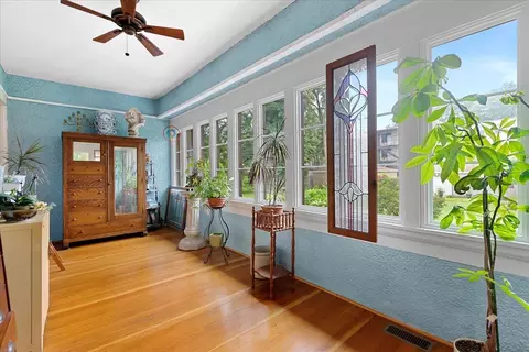 1425 W Juneway Ter, Chicago, IL 60626 photo 17