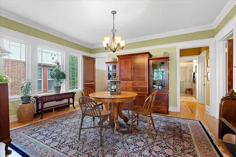 1425 W Juneway Ter, Chicago, IL 60626 photo 10