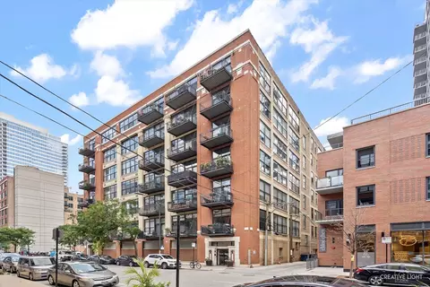 843 W Adams St #410, Chicago, IL 60607
