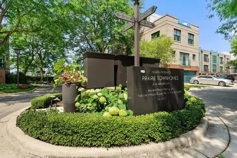 1353 S Clark St, Chicago, IL 60605