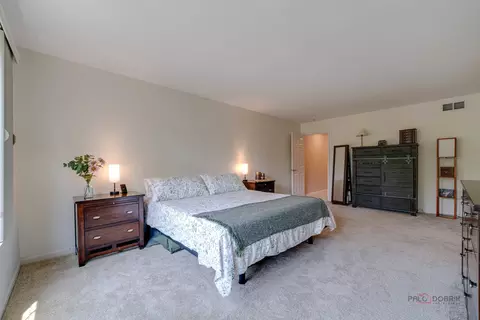 6462 Cunningham Ct #B, Gurnee, IL 60031 photo 22