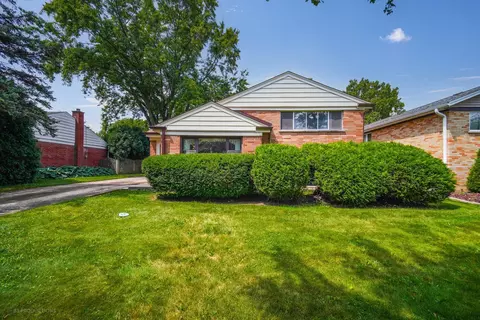 380 Pinehurst Dr, Des Plaines, IL 60016 photo 21