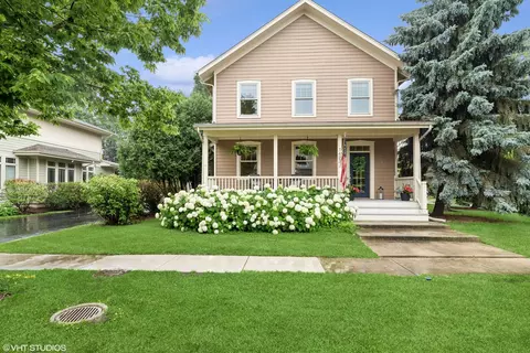 1423 Thimbleweed Rd, Grayslake, IL 60030