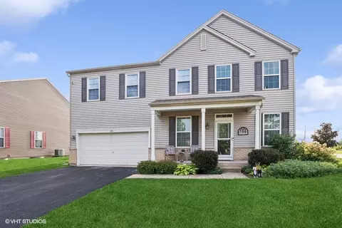 380 Coneflower Dr, Minooka, IL 60447