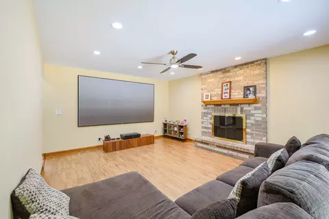 Other - 836 Kent Cir, Bartlett, IL 60103 photo 5 of 11