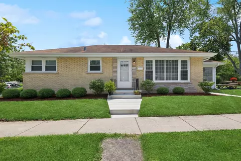 244 Neva Ave, Glenview, IL 60025