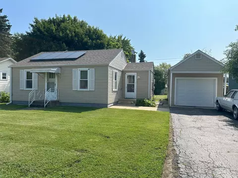 609 N Frolic Ave, Waukegan, IL 60085