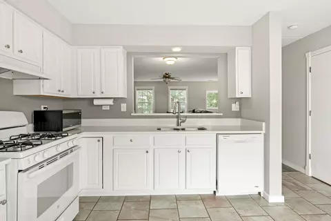 1406 Fox Hound Trl, Beecher, IL 60401 photo 10