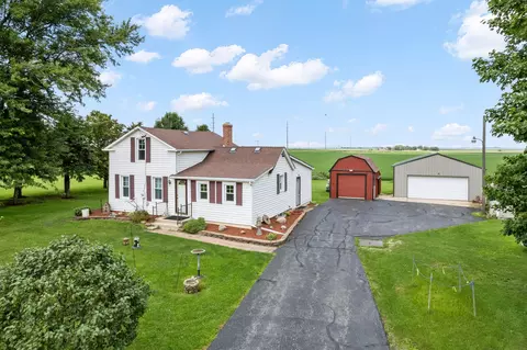 15589 Chicago Rd, Sandwich, IL 60548