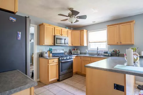 1516 Estate Dr, Normal, IL 61761 photo 9
