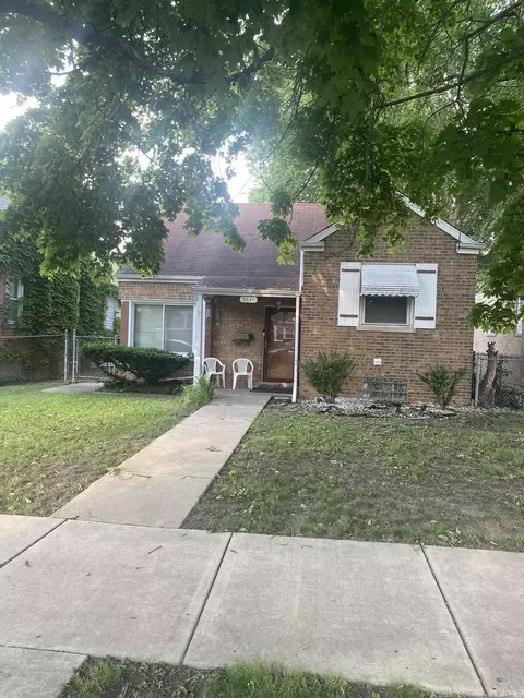9641 S Woodlawn Ave, Chicago, IL 60628
