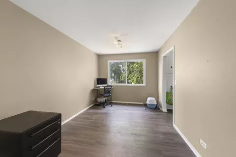 132 Thackeray Dr, Bolingbrook, IL 60440 photo 7