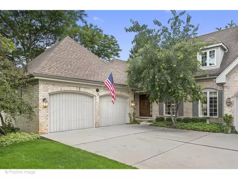 13 Tartan Ridge Rd, Burr Ridge, IL 60527