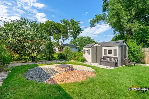 Exterior - 3210 Sunrise View St, Mchenry, IL 60050 photo 5 of 6